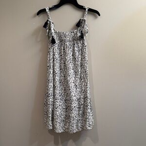 Old Navy Black and White Floral Dress